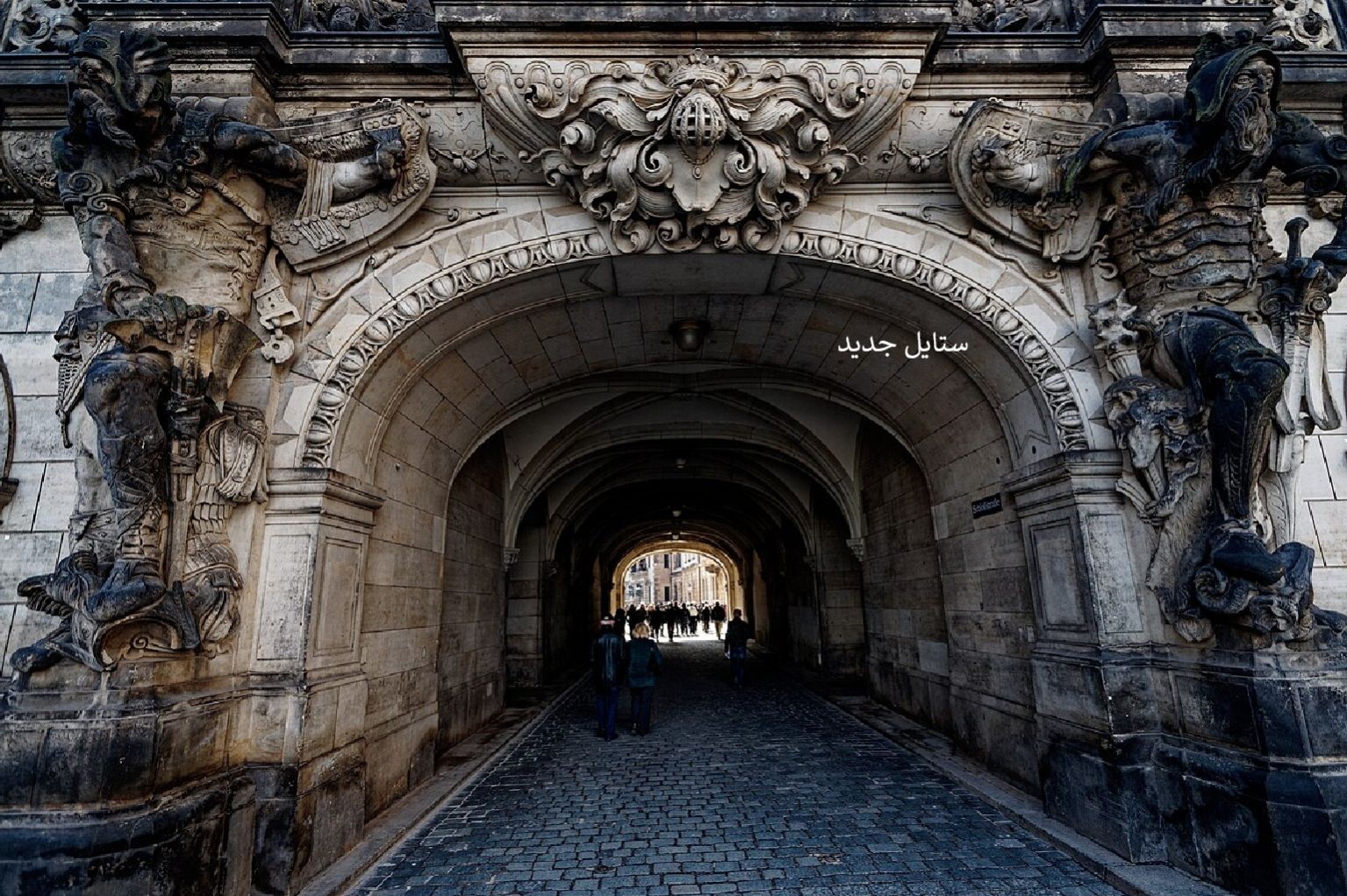 تخفيضات نهاية الموسم