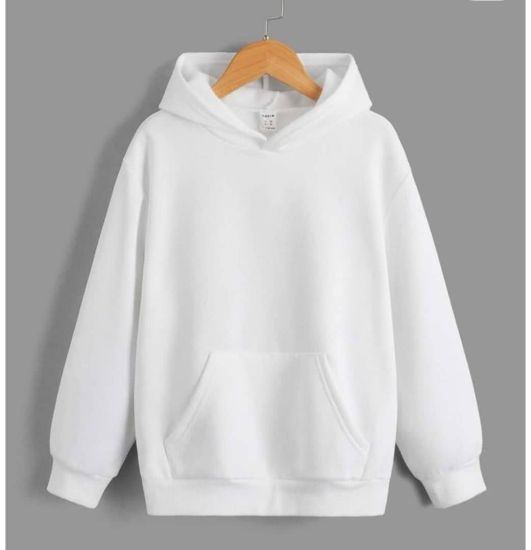 صورة سويت شيرت بقبعة