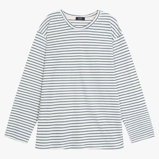 صورة البلوزات طويلة الأكمام